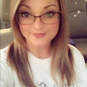 Meet your Posher, Tina